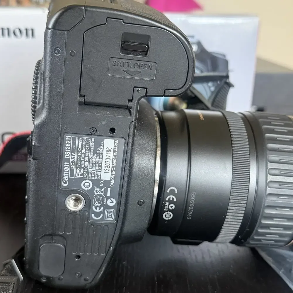 Canon EOS 50D 15.1MP DSLR Camera - Black (Kit with EF 28-135mm f/3.5-5.6 IS USM)